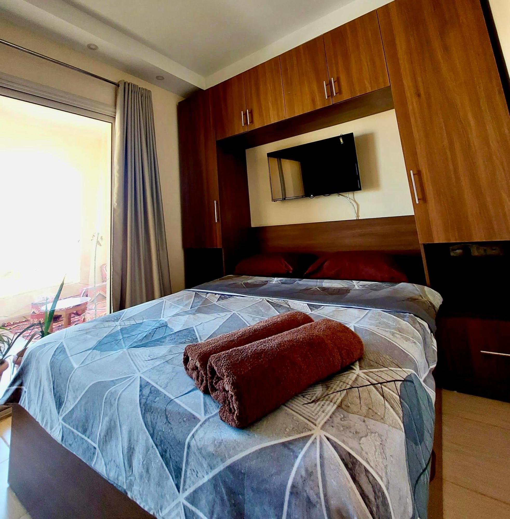 Florenza Khamsin - Sea View / Free Wi-fi